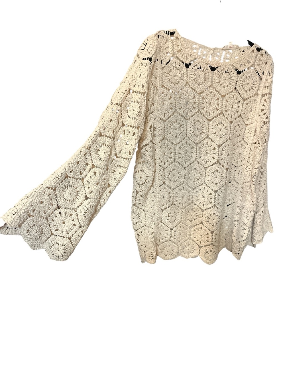 Solitaire Crochet Lace Tunic in Cream (009) - Picture 2 of 5